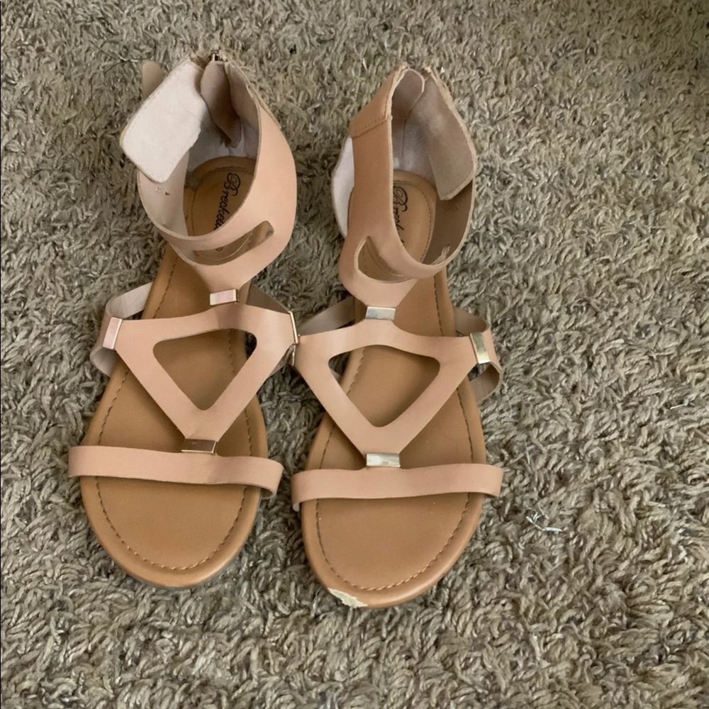 Breckelles sandals